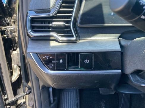 Used 2023 Kia Sportage X-Line w/ X-Line Premium Package AWD/4WD image 14
