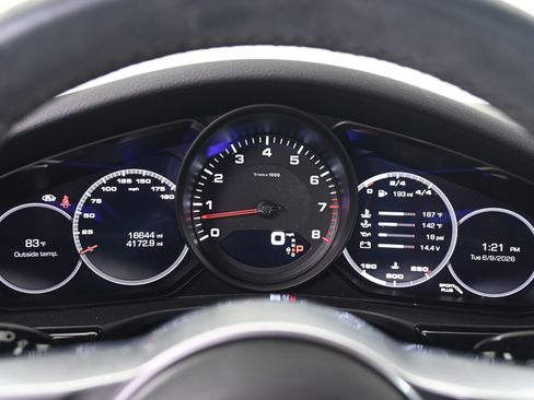 Certified 2020 Porsche Panamera RWD image 36