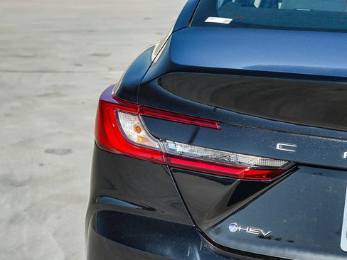 Certified 2025 Toyota Camry LE image 9