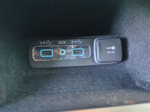 Used 2019 Jeep Grand Cherokee Overland image 31