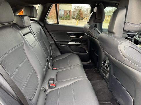 Used 2023 Mercedes-Benz GLC 300 GLC 300 image 36