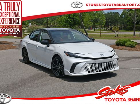 Used 2026 Toyota Camry XSE w/ Premium Plus Package FWD image 1
