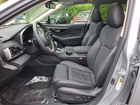 Certified 2025 Subaru Outback Limited AWD/4WD image 15