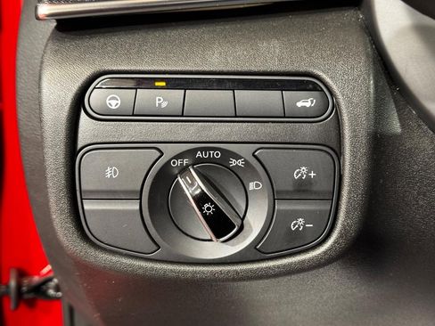 Used 2023 INFINITI QX50 Sport image 18