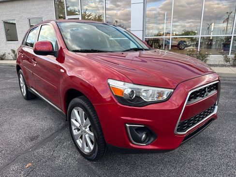 Used 2015 Mitsubishi Outlander Sport ES FWD image 1