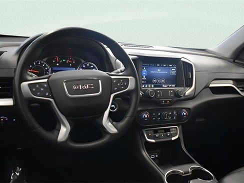 Used 2024 GMC Terrain SLT w/ Elevation Edition image 25