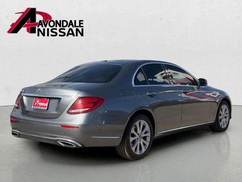 Used 2018 Mercedes-Benz E 300 image 5