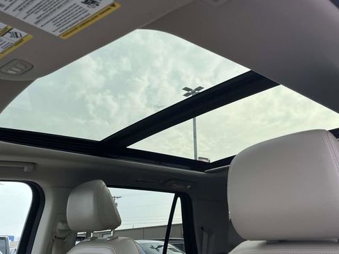 Used 2024 Ford Expedition Max Limited image 14