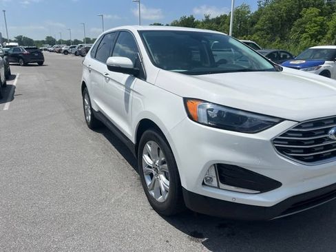Used 2023 Ford Edge Titanium AWD/4WD image 6
