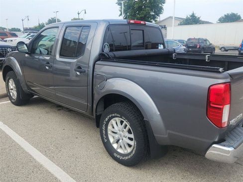Used 2018 Nissan Frontier SV AWD/4WD image 6