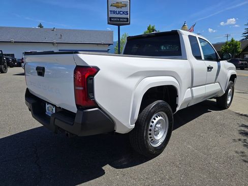 Used 2024 Toyota Tacoma SR RWD image 5