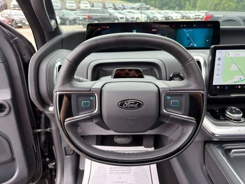 Used 2025 Ford Expedition Max Platinum w/ Stealth Performance Package AWD/4WD image 55