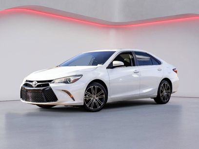 Used 2016 Toyota Camry SE