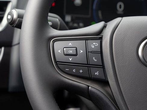 New 2026 Lexus UX 300h FWD image 23