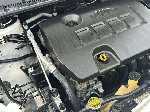 Used 2014 Toyota Corolla LE image 43