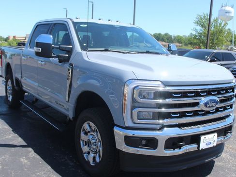 New 2026 Ford F350 Lariat w/ Lariat Ultimate Package AWD/4WD image 13