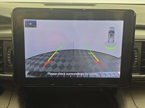 Used 2023 Ford Explorer XLT w/ Equipment Group 202A image 44