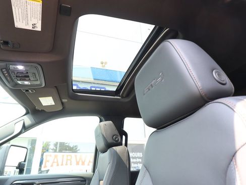 Used 2026 GMC Sierra 2500 AT4 w/ AT4 Premium Plus Package AWD/4WD image 26