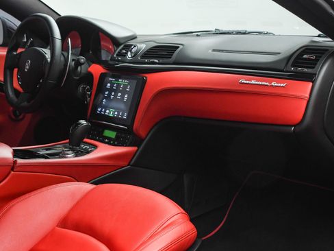 Used 2018 Maserati GranTurismo Sport image 19