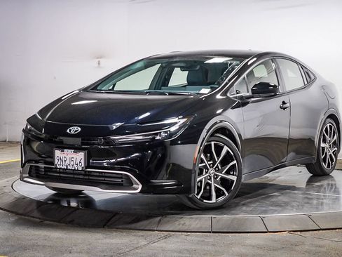 Used 2024 Toyota Prius Prime image 1