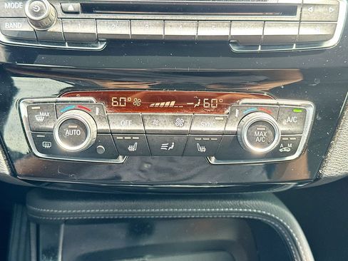 Used 2017 BMW X1 xDrive28i AWD/4WD image 15