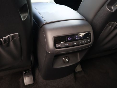 Used 2024 Hyundai Palisade SEL image 12