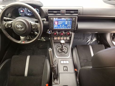 Used 2023 Toyota GR86 Premium RWD image 14
