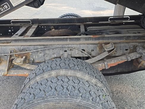 Used 2001 Ford F450 XL RWD image 21
