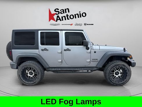 Used 2017 Jeep Wrangler Unlimited Sport w/ Quick Order Package 24S AWD/4WD image 15