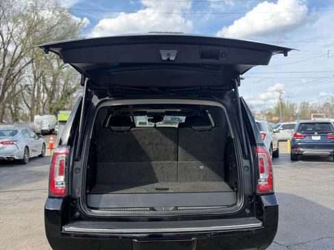Used 2016 GMC Yukon Denali AWD/4WD image 14