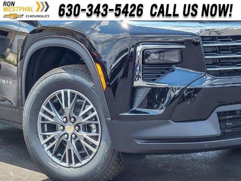 New 2025 Chevrolet Traverse LT image 3