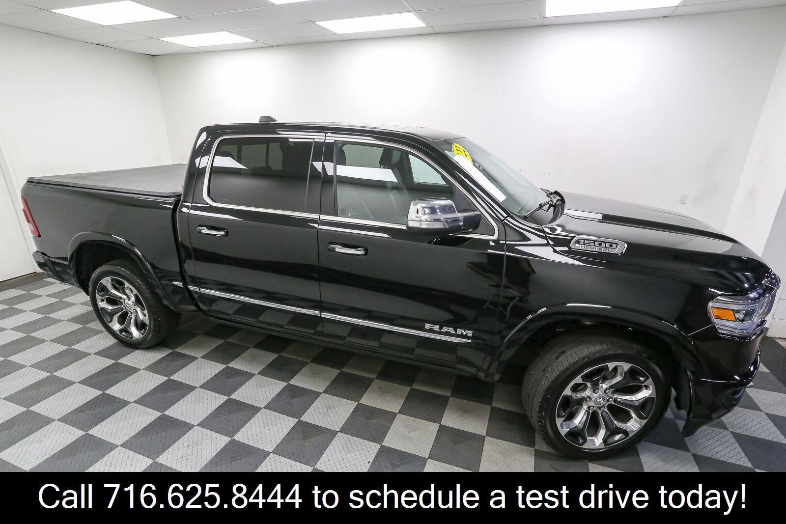 Used 2022 RAM 1500 Limited w/ Body-Colour Bumper Group AWD/4WD image 5