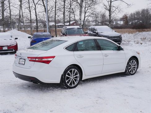 Used 2015 Toyota Avalon XLE Touring image 5