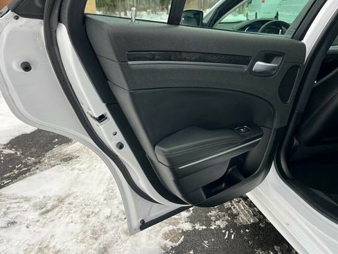 Used 2023 Chrysler 300 Touring L w/ Popular Equipment Group image 18