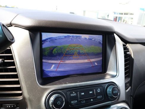 Used 2017 Chevrolet Suburban Premier AWD/4WD image 27