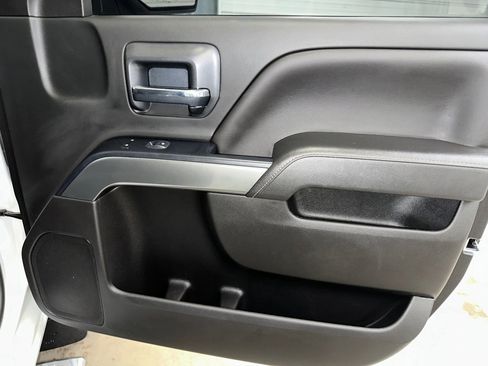 Used 2019 Chevrolet Silverado 1500 LT w/ All Star Edition image 27