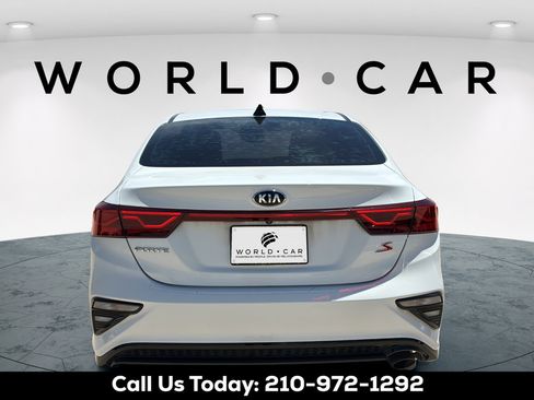 Used 2019 Kia Forte S w/ S Premium Package FWD image 15
