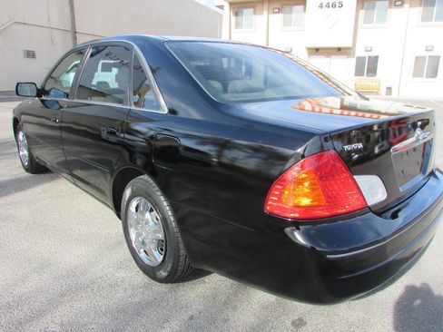 Used 2001 Toyota Avalon XLS image 5