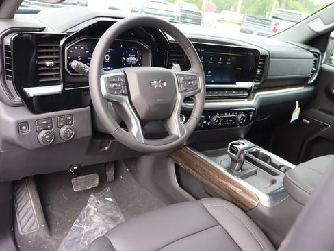 New 2026 Chevrolet Silverado 1500 RST w/ Safety Package AWD/4WD image 6