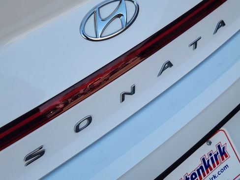 Used 2023 Hyundai Sonata SE image 8