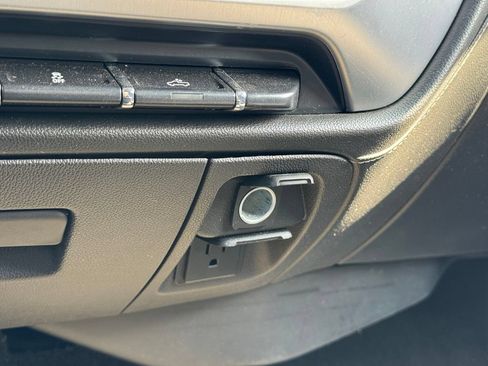 Used 2017 GMC Sierra 1500 SLE AWD/4WD image 14