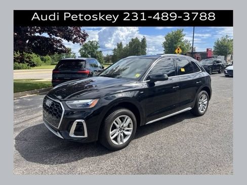 Used 2023 Audi Q5 2.0T Premium w/ Convenience Package AWD/4WD image 1