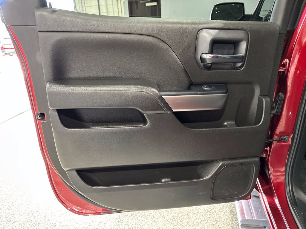 Used 2018 Chevrolet Silverado 1500 LT w/ All Star Edition AWD/4WD image 15