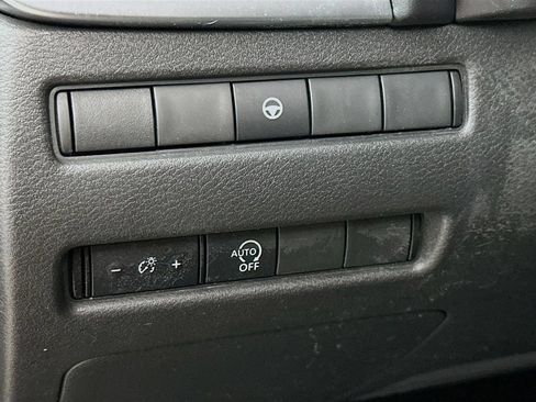 Certified 2023 Nissan Rogue SV AWD/4WD image 16