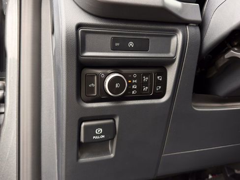 New 2025 Ford F150 XLT w/ Equipment Group 302A MID image 41