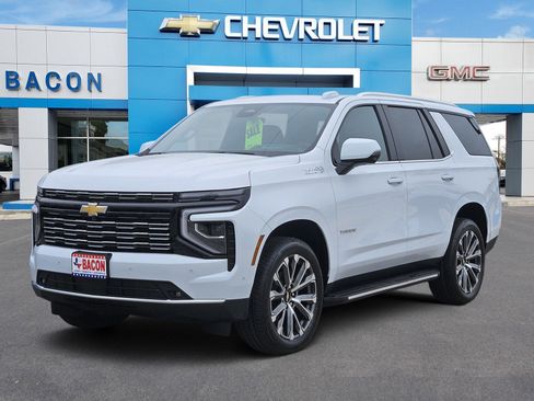 New 2026 Chevrolet Tahoe High Country w/ Sun And Tow Package AWD/4WD image 1
