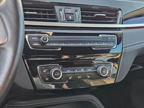 Used 2020 BMW X1 xDrive28i image 10