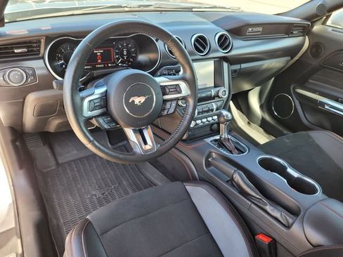 Used 2020 Ford Mustang GT RWD image 13