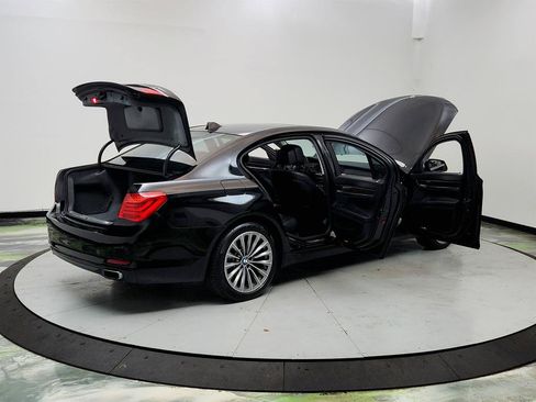 Used 2012 BMW 740i RWD image 11