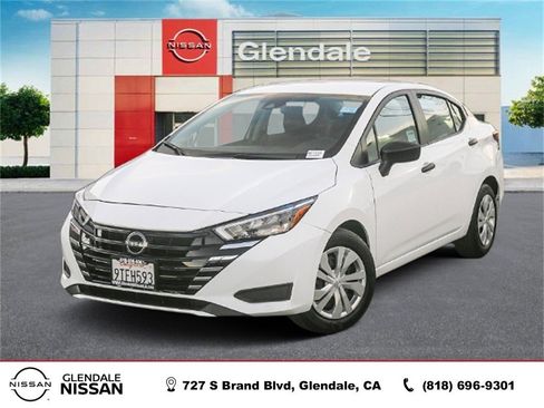 Certified 2025 Nissan Versa S w/ Trunk Package image 1